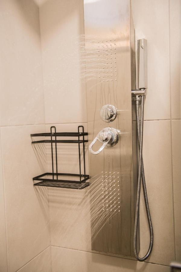Elegant Apartment In The Heart Of Heraklion Zewnętrze zdjęcie